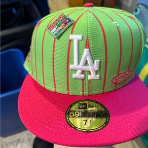 LA Dodgers hat pink/green new era size 7.5